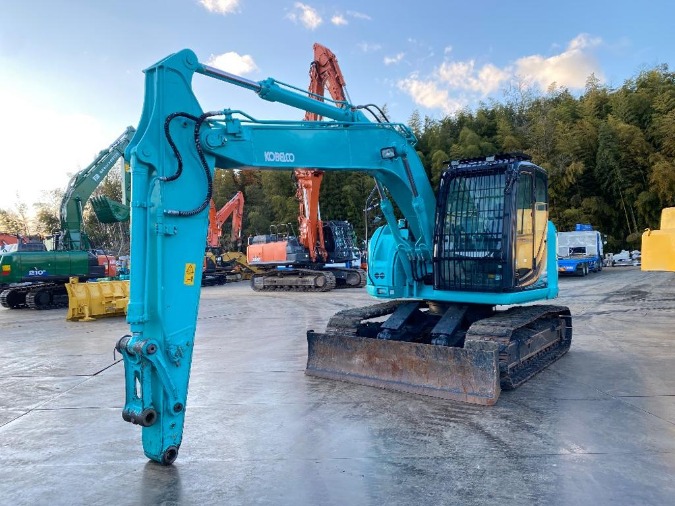 コベルコ建機 ユンボ（ショベルカー）0.45クラス SK135SR-3