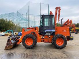 ホイールローダー（タイヤショベル）LX70-7