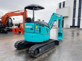 ミニユンボ（ミニショベル）SK30SR-7