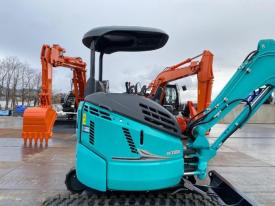 ミニユンボ（ミニショベル）SK30SR-7