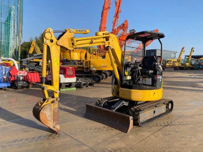 コマツ コンプレッサー PC30UU-6