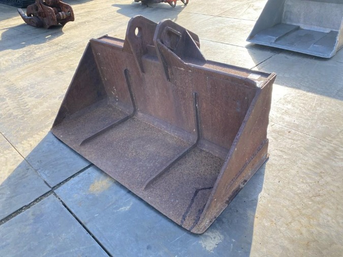 重機アタッチメント 