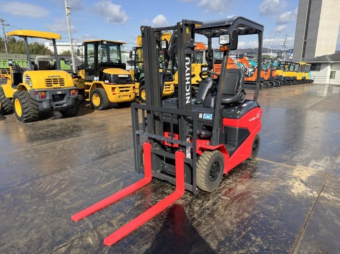 フォークリフトFB10PN-80-300