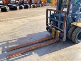 フォークリフトFD25T-15