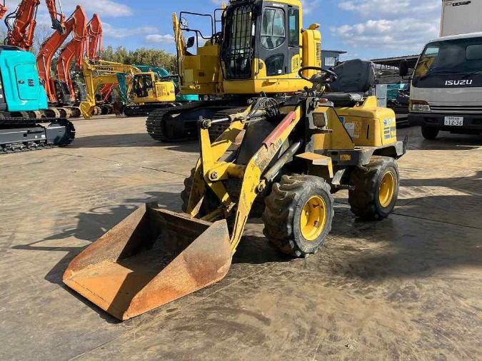 ホイールローダー（タイヤショベル）WA10-6