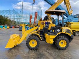 ホイールローダー（タイヤショベル）WA30-6