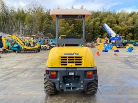 ホイールローダー（タイヤショベル）WA30-6