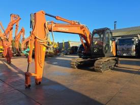 HITACHI Excavator ZX135USK-5B