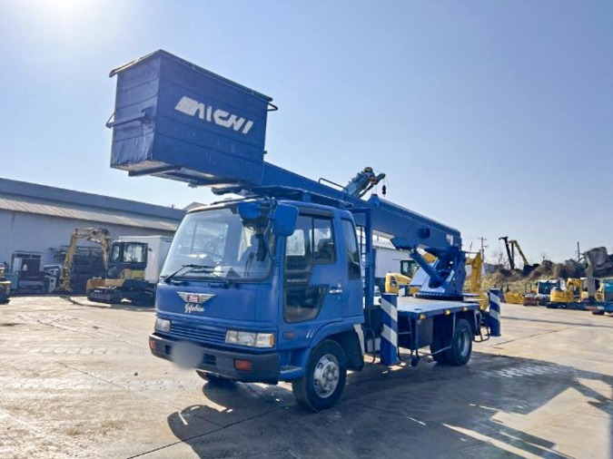 高所作業車 SK240