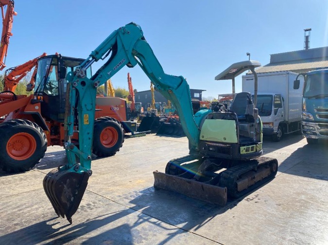 ヤンマー ユンボ（油圧ショベル）0.7クラス～ B3-6A