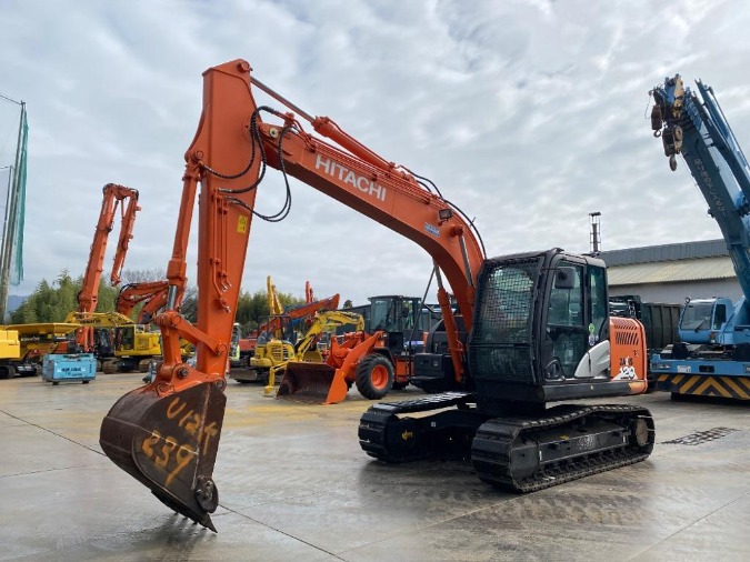 日立建機 小割機（パクラー） ZX120-6