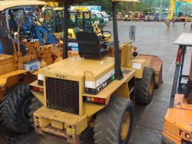 ホイールローダー（タイヤショベル）820