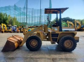 ホイールローダー（タイヤショベル）820