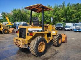 ホイールローダー（タイヤショベル）820