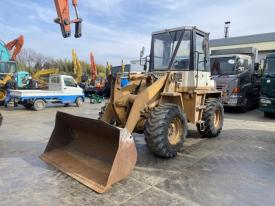 ホイールローダー（タイヤショベル）820-2