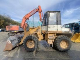 ホイールローダー（タイヤショベル）820-2