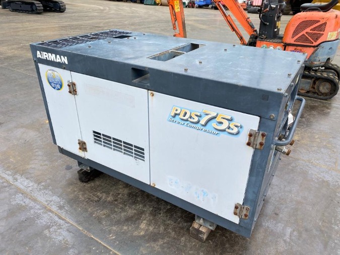 コンプレッサーPDS75S-5C1