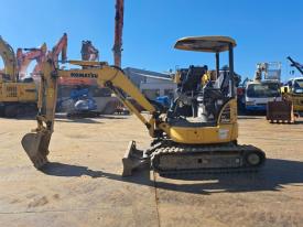 ミニユンボ（ミニショベル）PC30MR-5