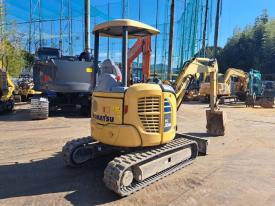 ミニユンボ（ミニショベル）PC30MR-5