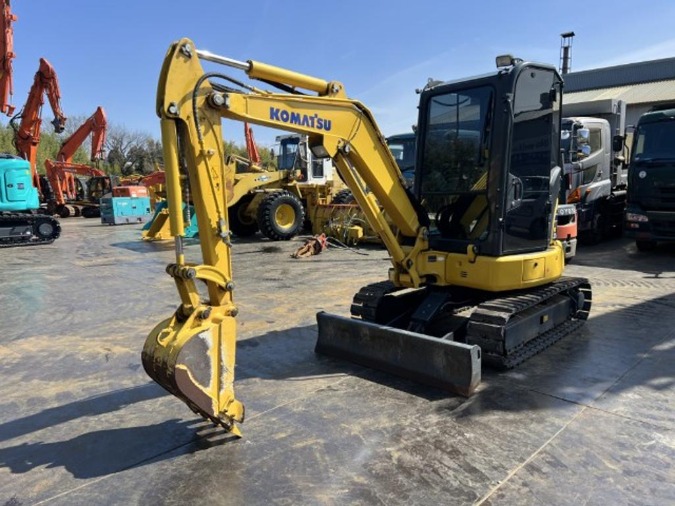 ミニユンボ(ミニショベル)2t~3t PC30MR-5N0